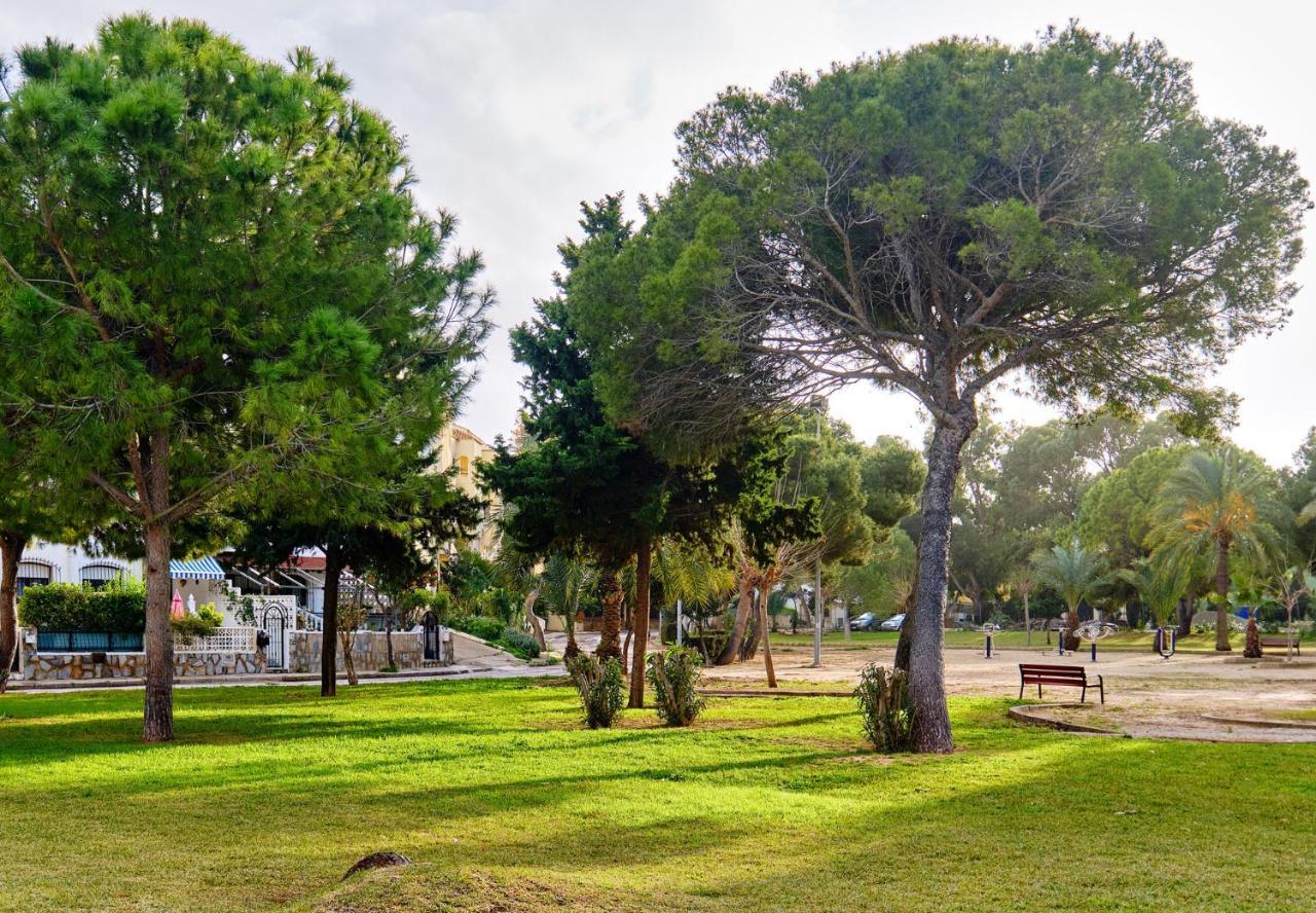 Family Bungalow La Zenia Beach Dehesa de Campoamor  Luaran gambar